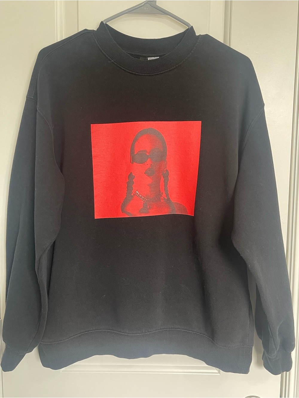 Official Rosalía Motomami World Tour Graphic Crewneck Sweatshirt H&M Divided